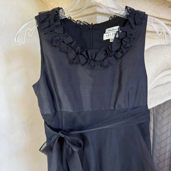 Helena for Neiman Marcus - Party Dress - Girls Size 16 - Picture 3 of 7